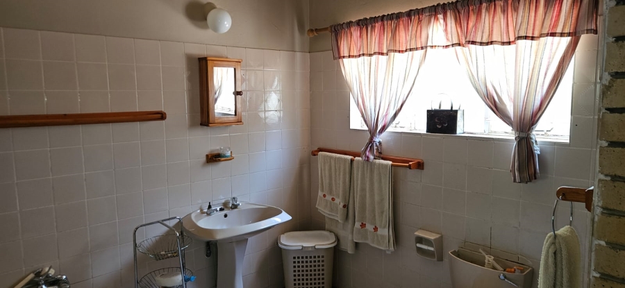 4 Bedroom Property for Sale in Wolmaransstad North West